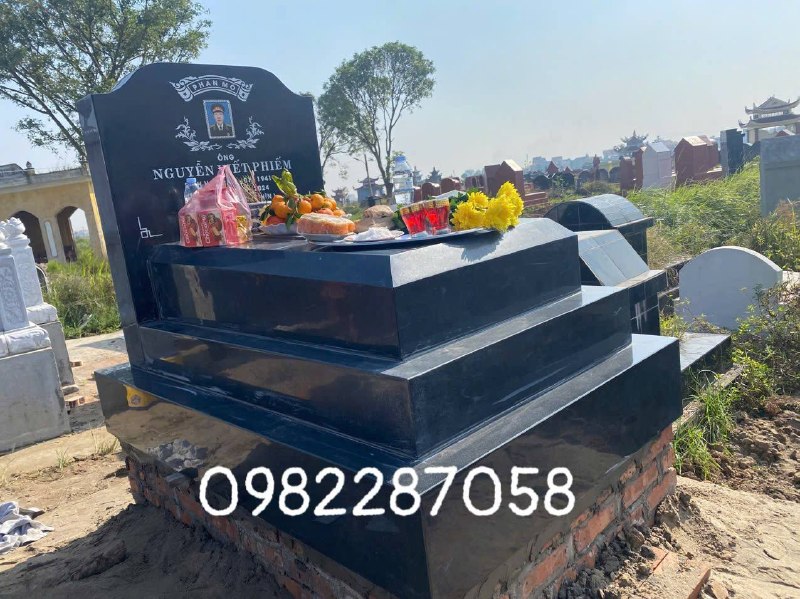 Mộ đá Granit nguyên khối đá granite Campuchia 167×107×127 cm