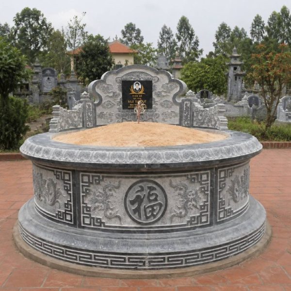 Mộ tròn đá xanh đen 235x235x147cm – Mẫu chế tác tại Ninh Vân